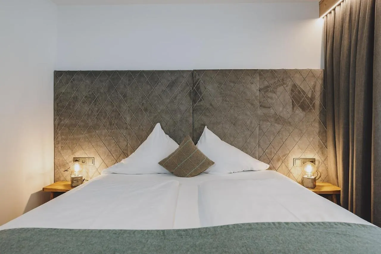Der Gollinger Hotel Saalbach-Hinterglemm 4*,  Austria